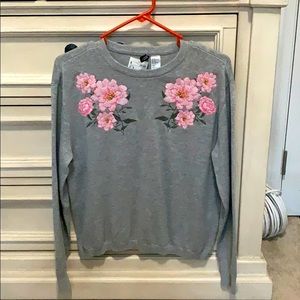Grey sweater with pink flowers